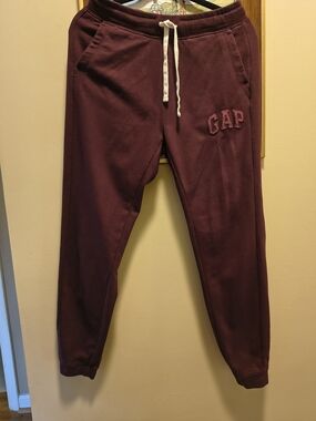 GAP Women's Maroon Drawstring Joggers
